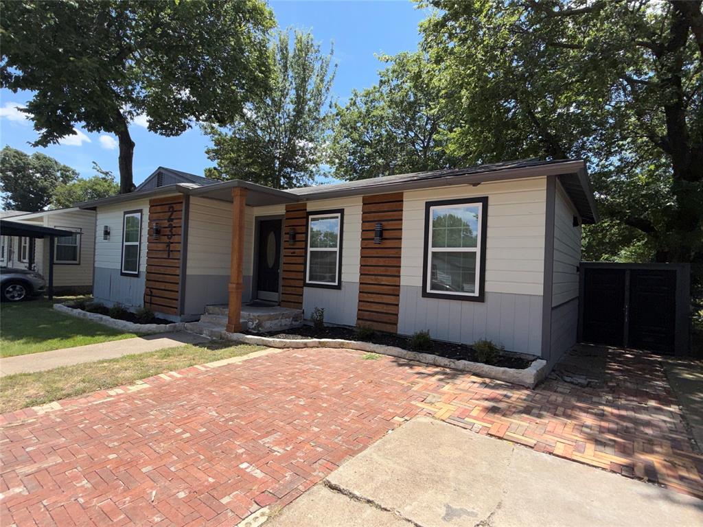 231 Elm Street Hurst, TX 76053 - Photo 3 of 21
