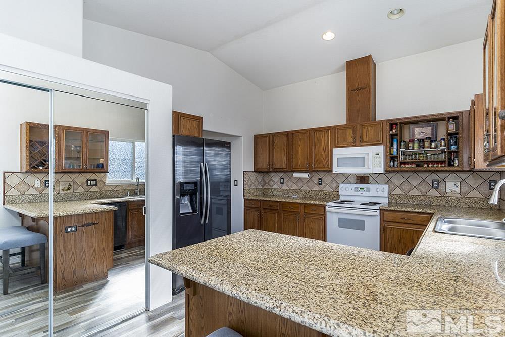 2351 Ruddy Way Sparks, NV 89441 - Photo 7 of 16 Photo 7