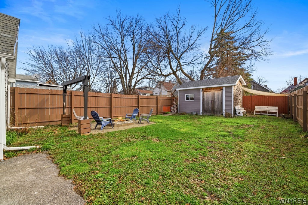 65 Benzinger Street Buffalo, NY 14206 - Photo 5 of 25