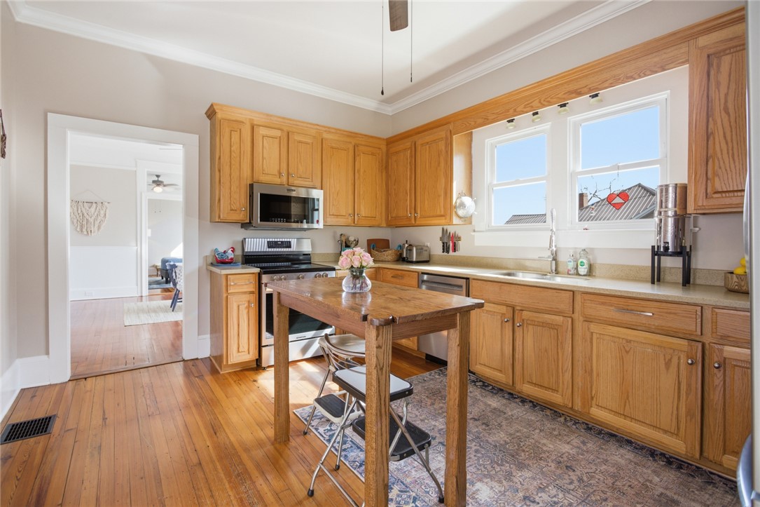 304 South Spring Street Walhalla, SC 29691 - Photo 15 of 48