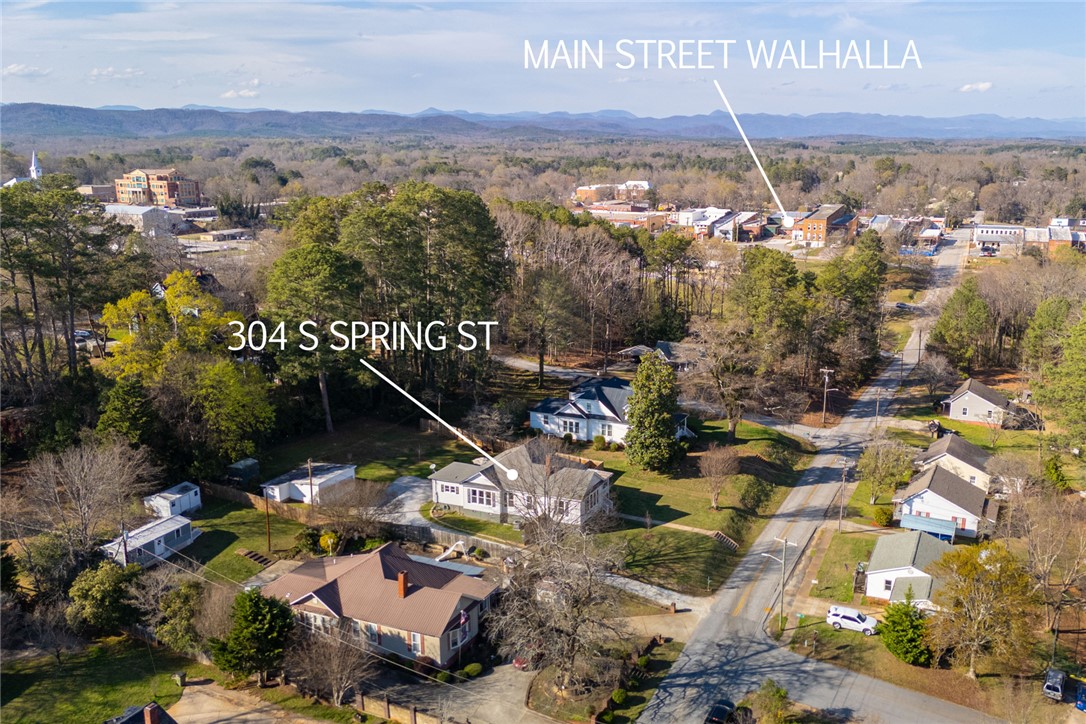304 South Spring Street Walhalla, SC 29691 - Photo 6 of 48