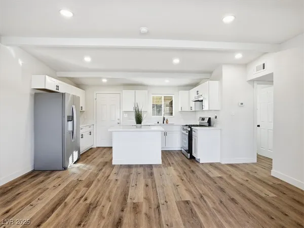 $1,949 | 608 Stanford Street, Las Vegas, NV 89107