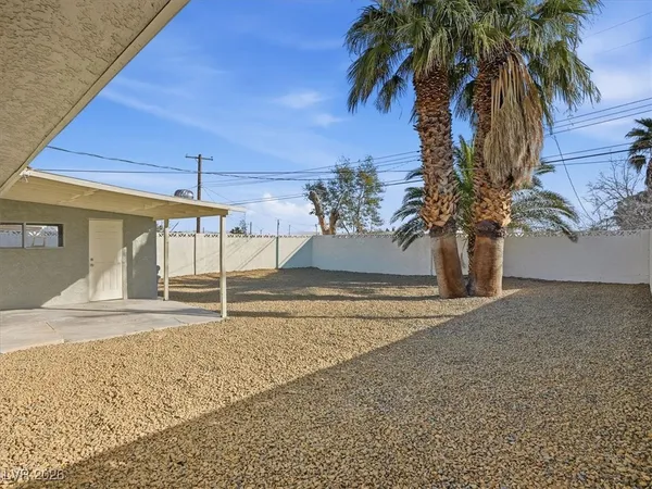 $1,949 | 608 Stanford Street, Las Vegas, NV 89107
