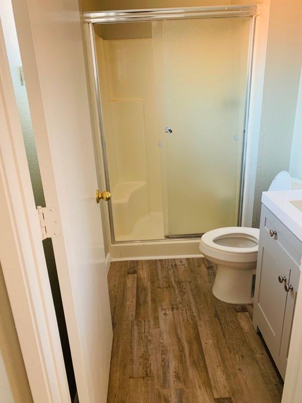 30959 Farr Road Visalia, CA 93291 - Photo 10 of 10 -Restroom
