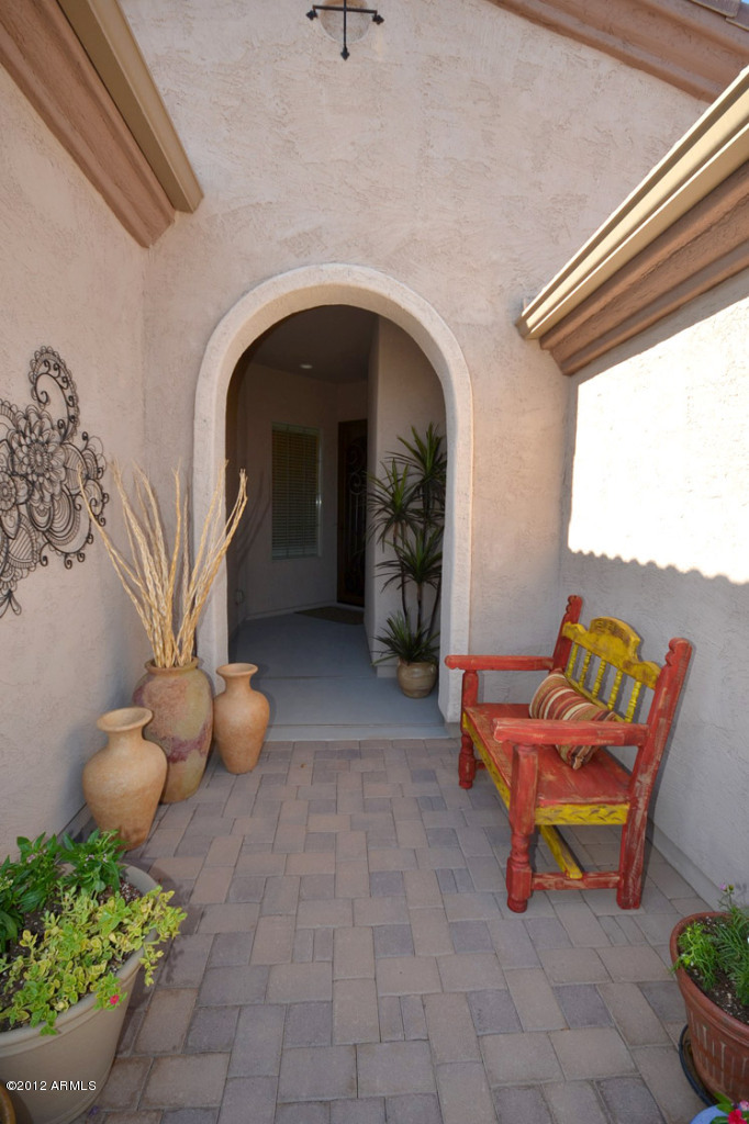 4750 East Rakestraw Lane Gilbert, AZ 85298 - Photo 5 of 29 Home Entrance