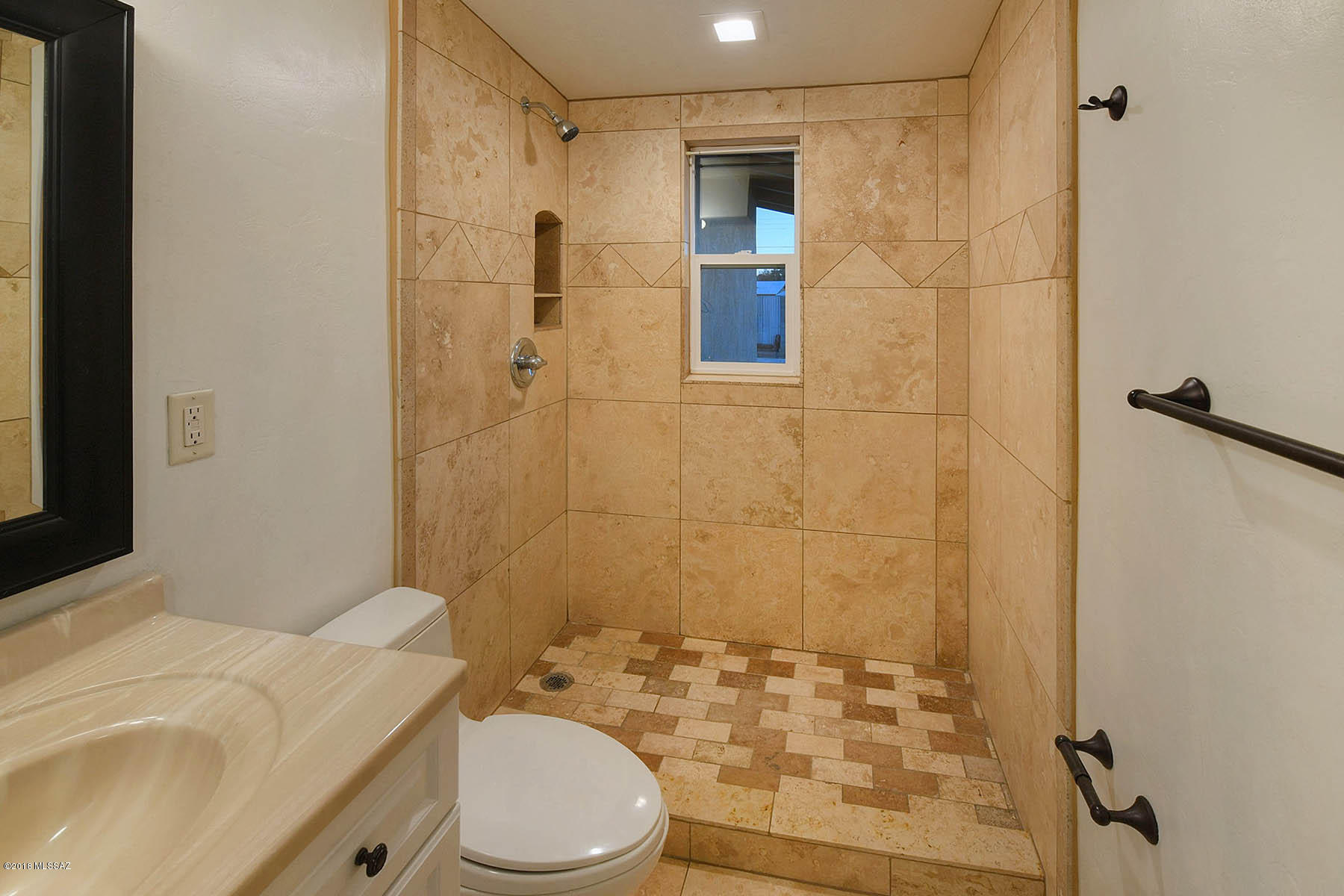 1231 West Kleindale Road Tucson, AZ 85705 - Photo 18 of 27 Gallery Image 18