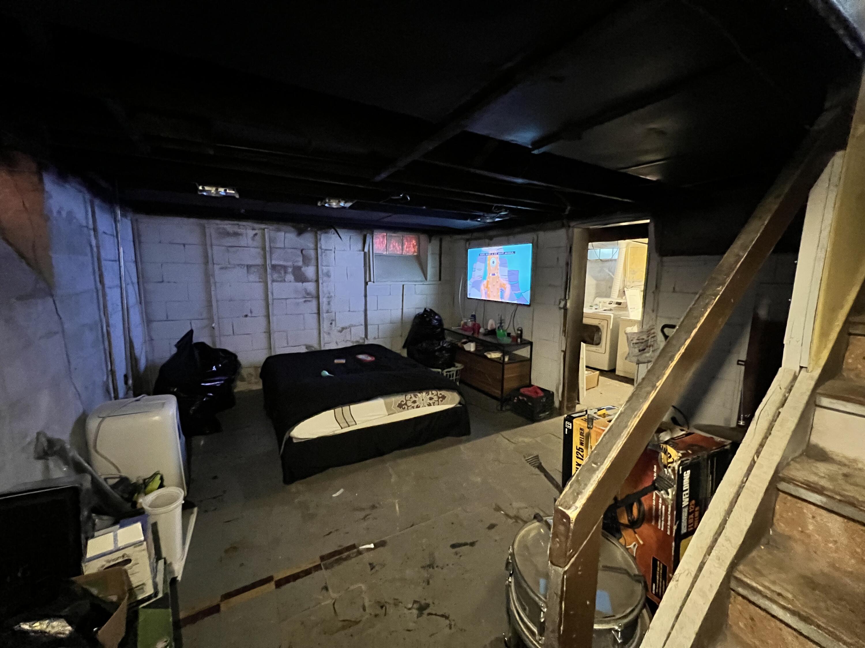 8880 Rutherford Street Detroit, MI 48228 - Photo 13 of 31 IMG_0819