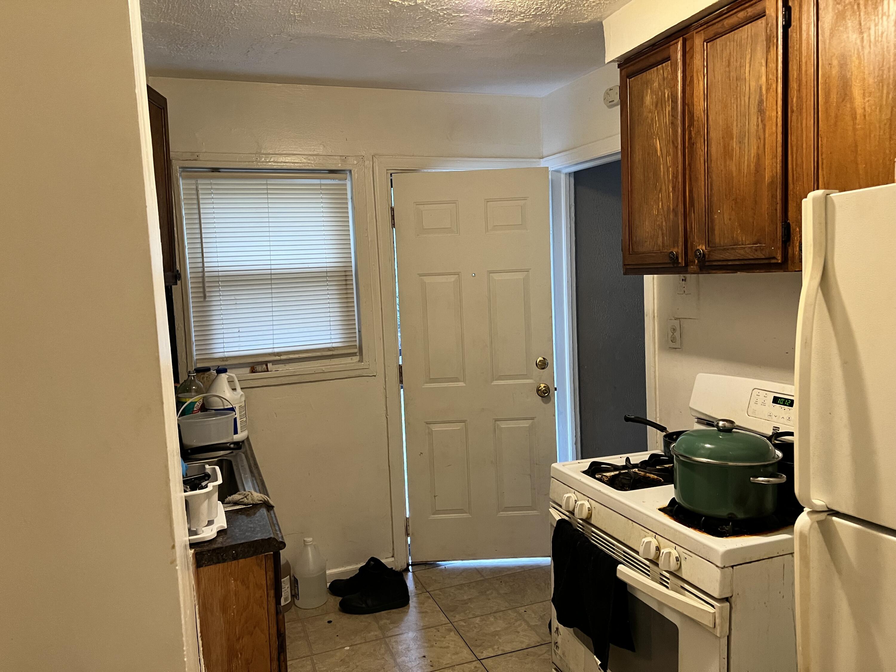 8880 Rutherford Street Detroit, MI 48228 - Photo 22 of 31 IMG_0712