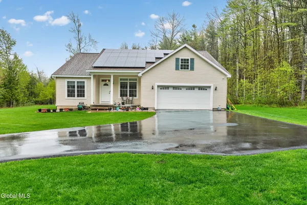$550,000 | 654 County Highway 138, Broadalbin, NY 12025