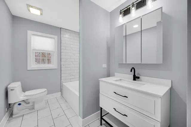 $2,700 | 11040 Cleveland Road, Mokena, IL 60448