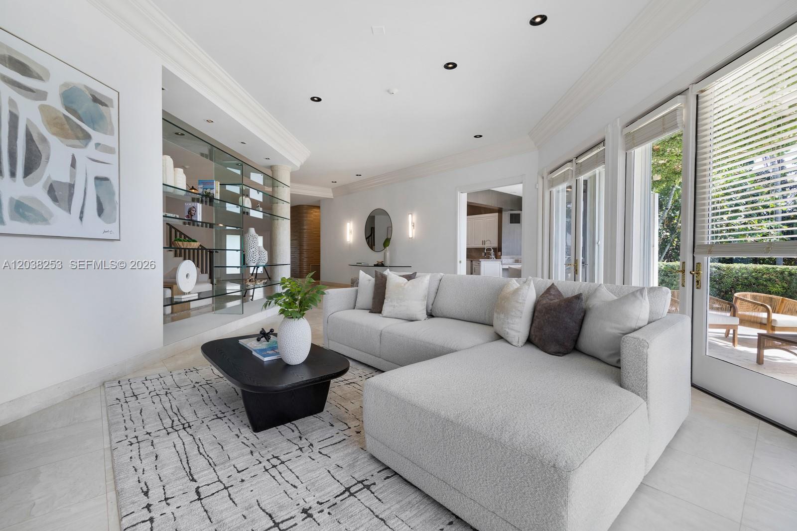 6500 North Bay Road Miami Beach, FL 33140 - Photo 8 of 41