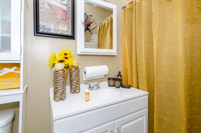 $509,900 | 3852 West Gladys Avenue, Chicago, IL 60624