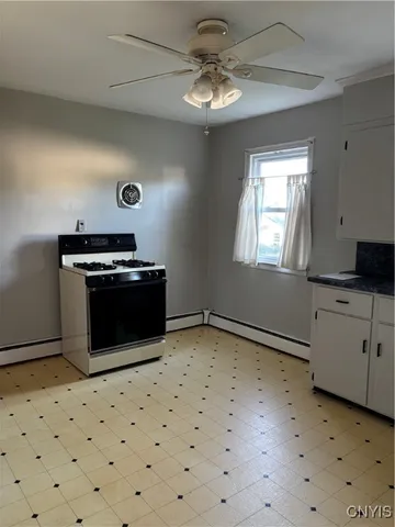 $189,000 | 308 Kenwick Drive, Syracuse, NY 13208