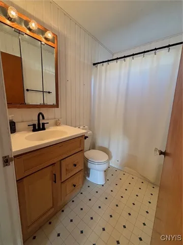 $189,000 | 308 Kenwick Drive, Syracuse, NY 13208