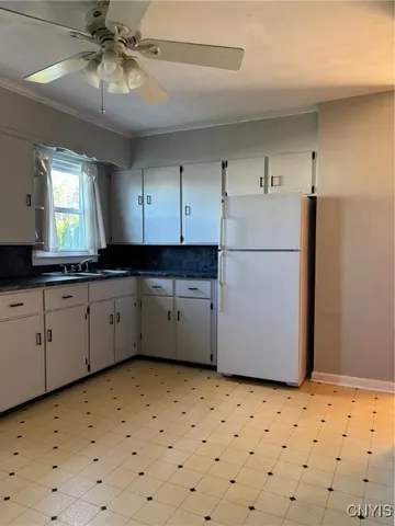 $189,000 | 308 Kenwick Drive, Syracuse, NY 13208