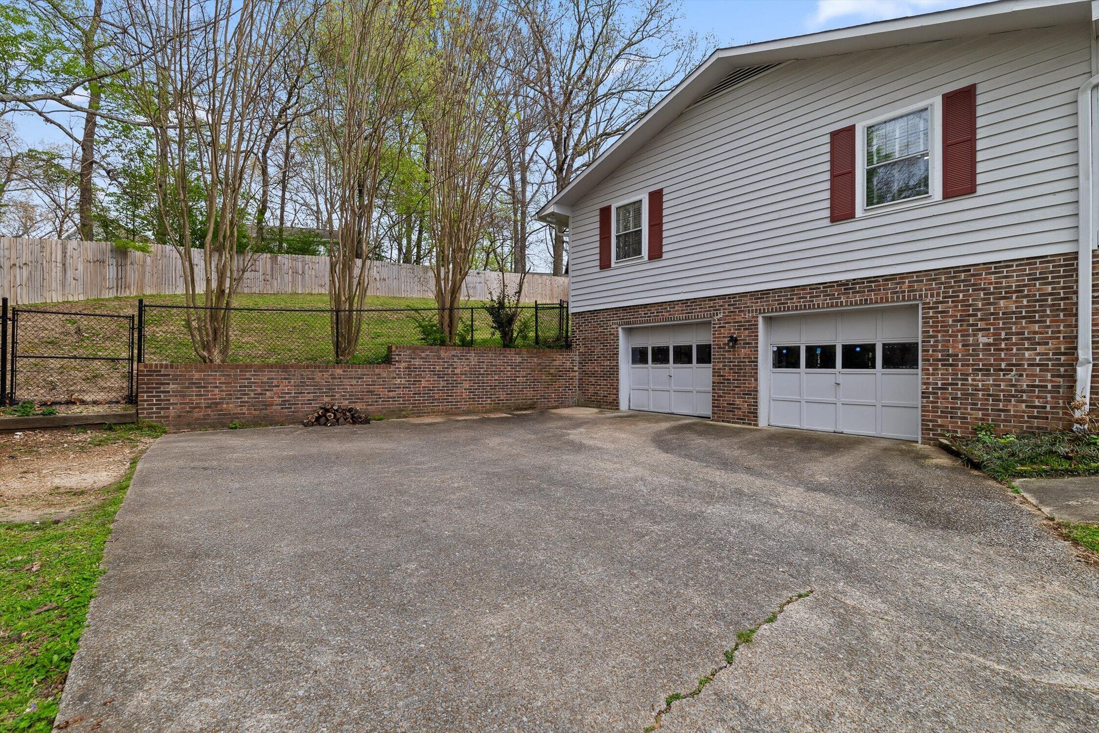 996 Hurricane Creek Road Chattanooga, TN 37421 - Photo 28 of 29 Side Exterior