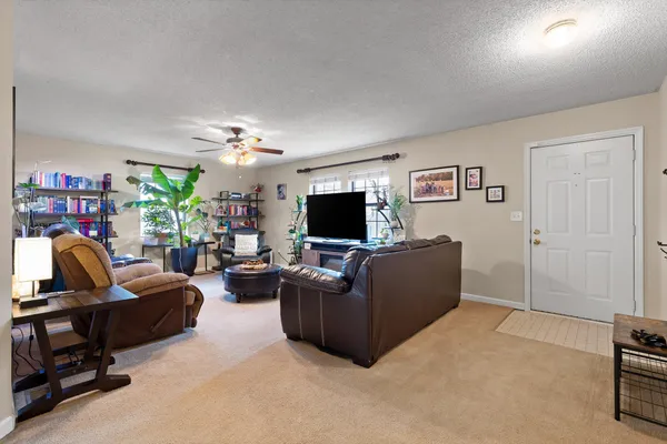 $315,000 | 996 Hurricane Creek Road, Chattanooga, TN 37421