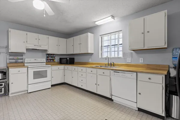 $315,000 | 996 Hurricane Creek Road, Chattanooga, TN 37421