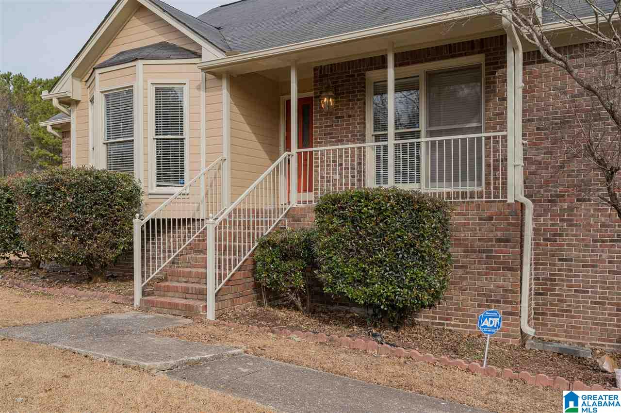 5955 Mockingbird Lane Pinson, AL 35126 - Photo 4 of 34