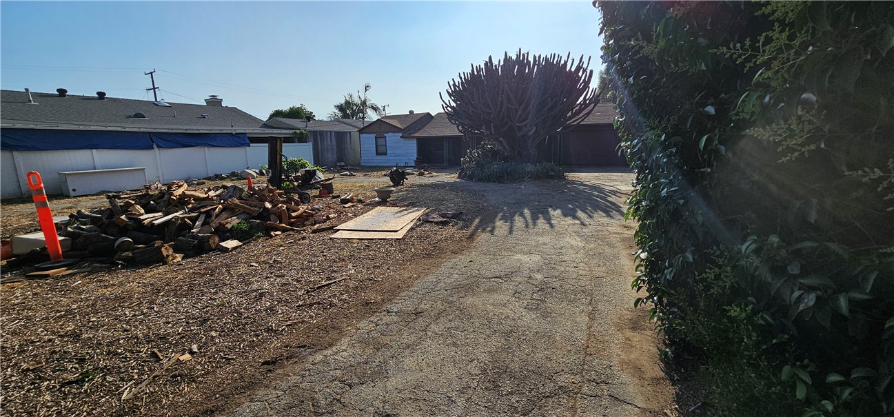 5319 Durfee Avenue El Monte, CA 91732 - Photo 5 of 30