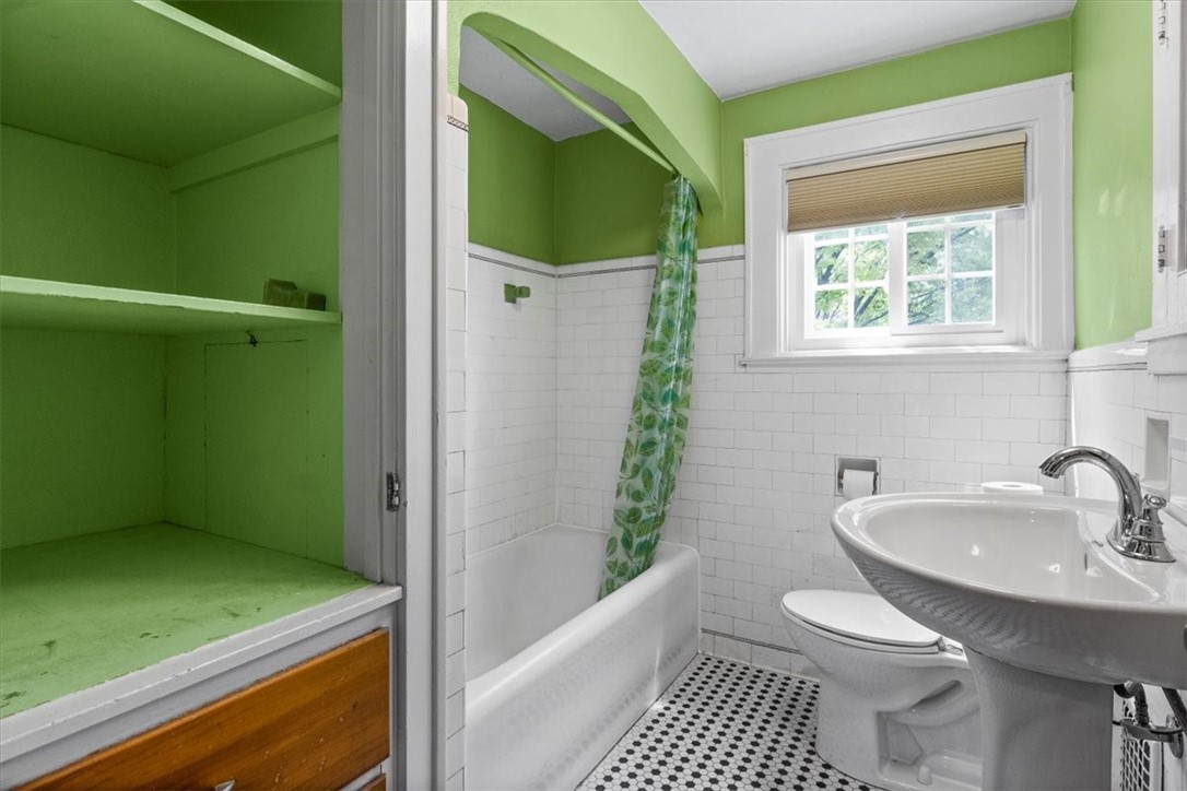 582 Rocket Street Rochester, NY 14609 - Photo 20 of 27