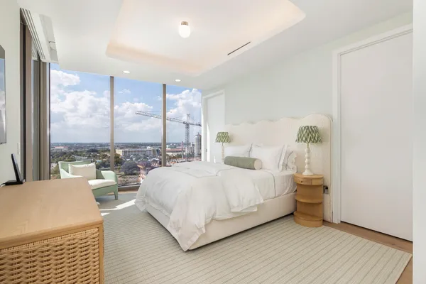 $95,000 | 1333 South Flagler Drive, Unit 1502, West Palm Beach, FL 33401