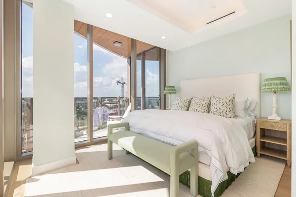 $95,000 | 1333 South Flagler Drive, Unit 1502, West Palm Beach, FL 33401