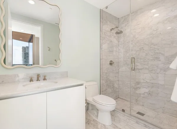 $95,000 | 1333 South Flagler Drive, Unit 1502, West Palm Beach, FL 33401