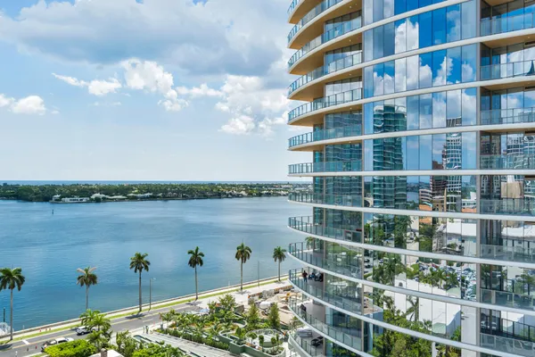 $95,000 | 1333 South Flagler Drive, Unit 1502, West Palm Beach, FL 33401