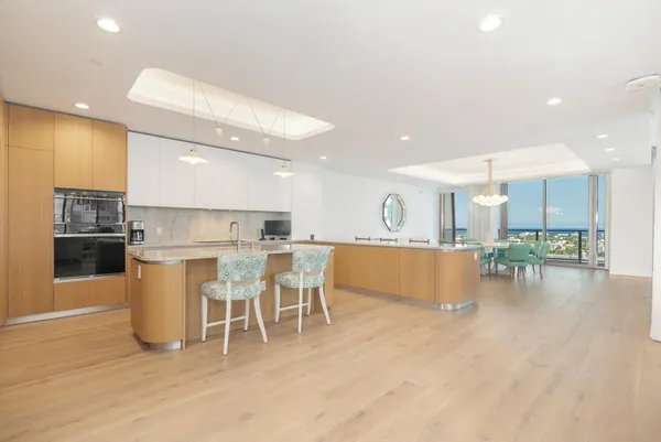 $95,000 | 1333 South Flagler Drive, Unit 1502, West Palm Beach, FL 33401