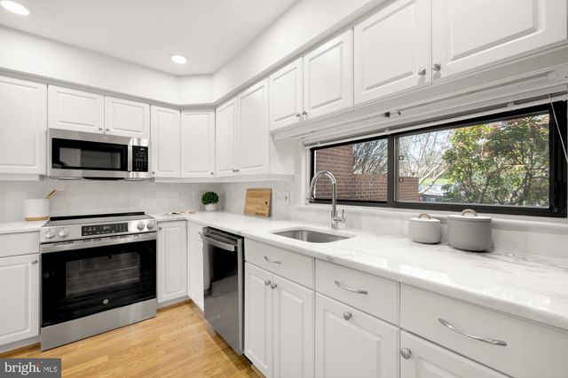 $771,000 | 11713 Indian Ridge Road, Reston, VA 20191