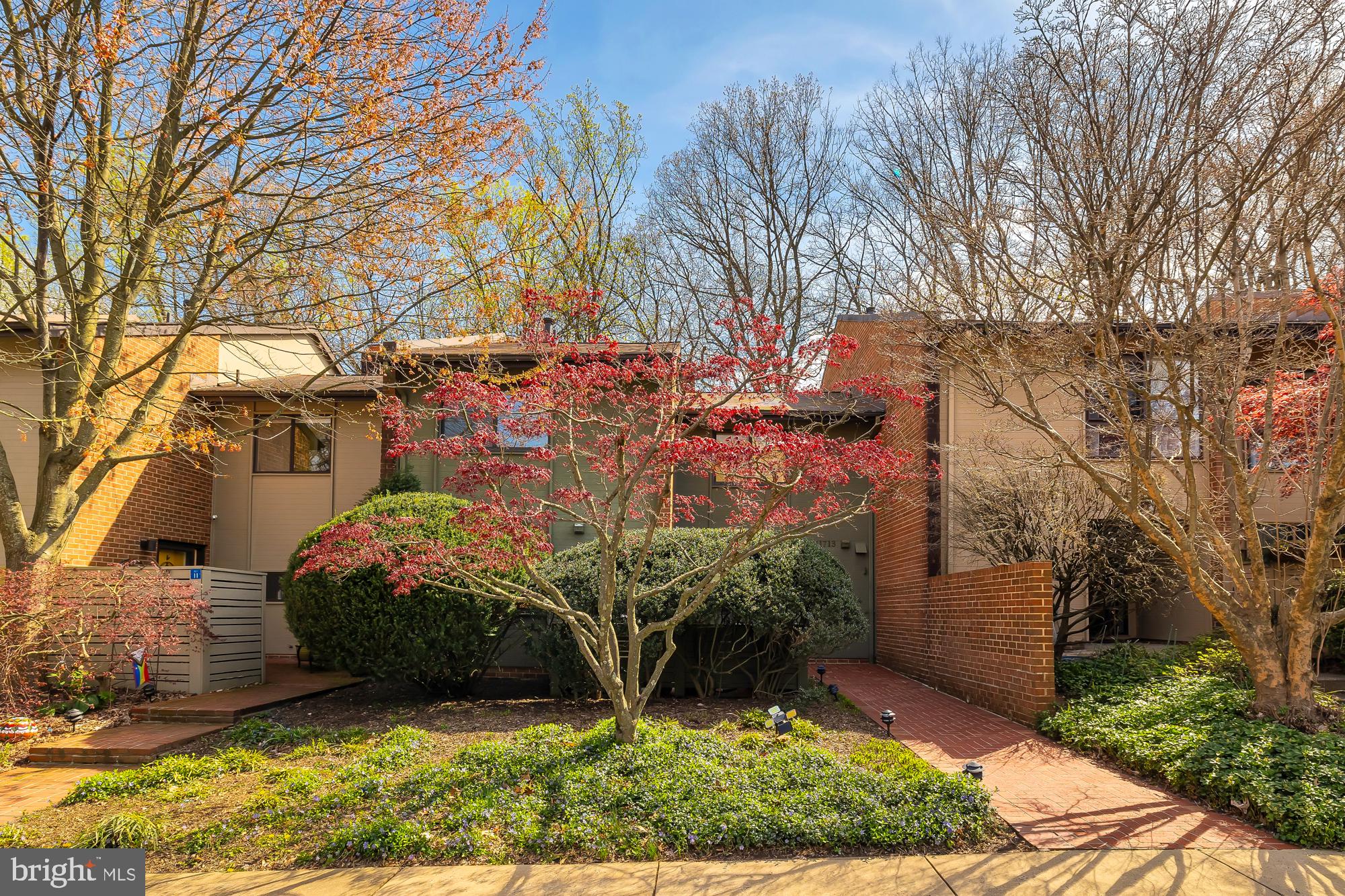 11713 Indian Ridge Road Reston, VA 20191 - Photo 2 of 54