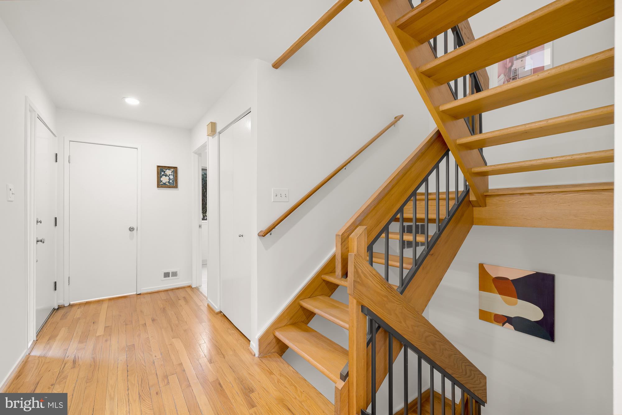 11713 Indian Ridge Road Reston, VA 20191 - Photo 6 of 54