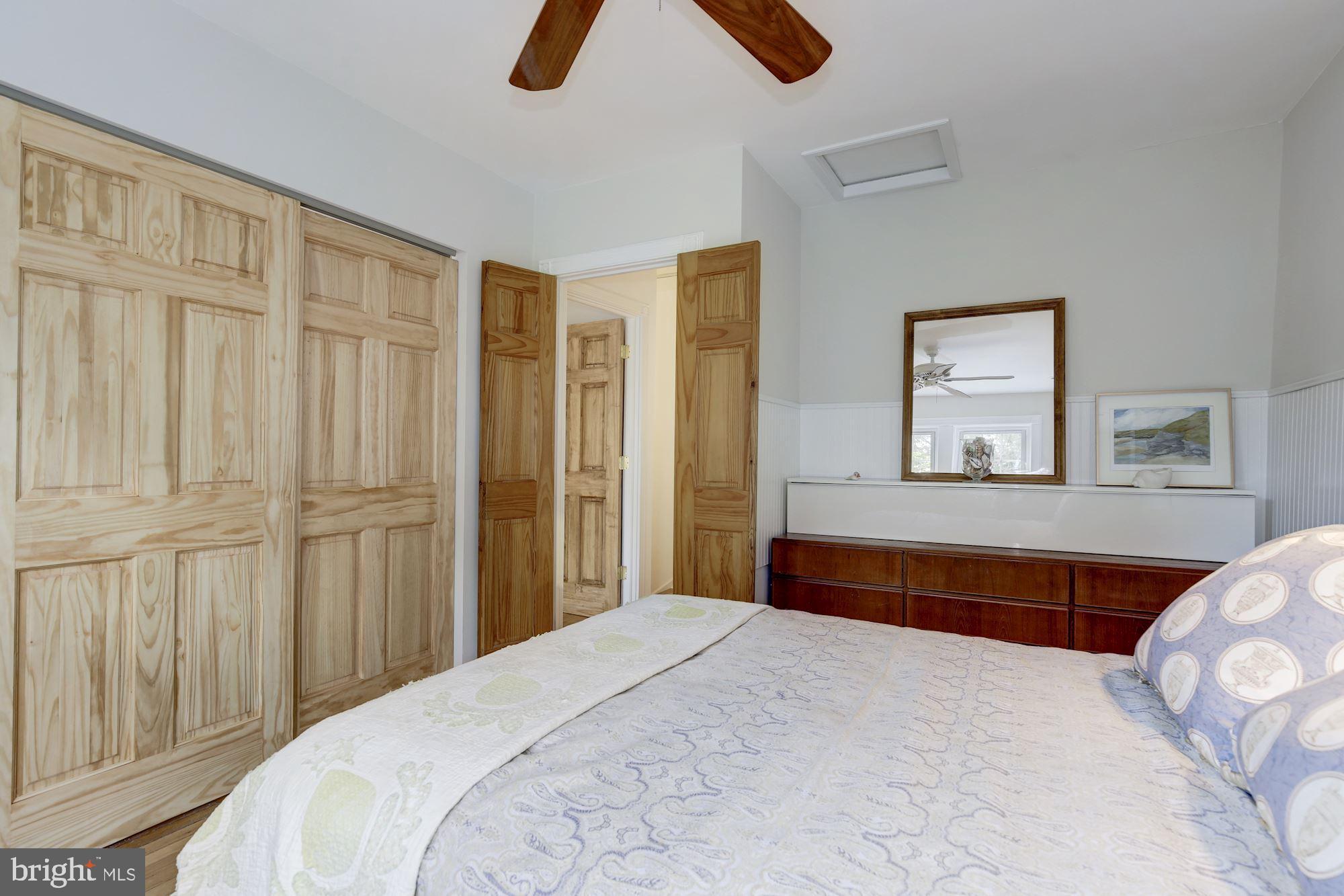 4420 Reservoir Road Northwest Washington, DC 20007 - Photo 20 of 37 Bedroom 2