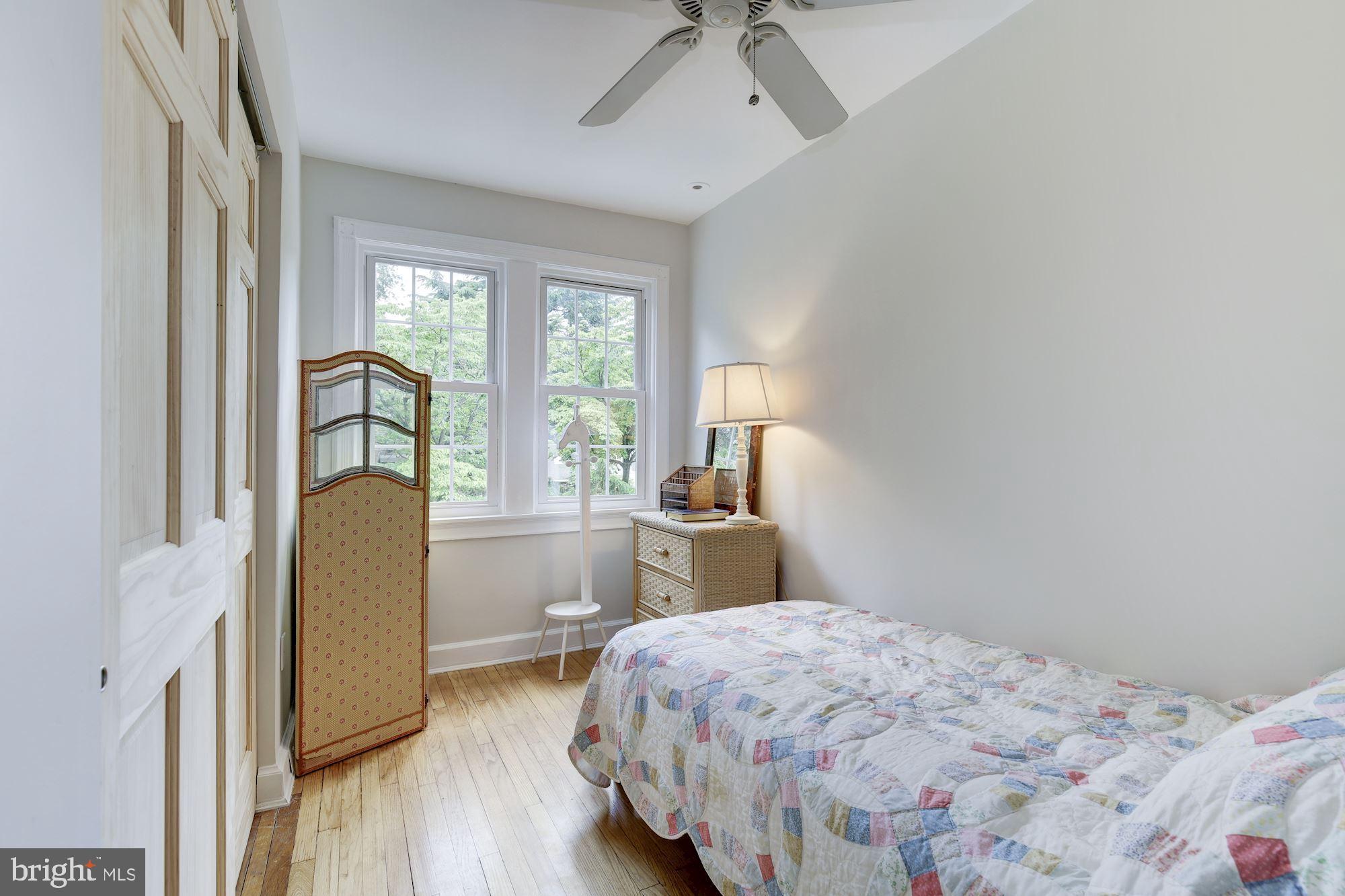 4420 Reservoir Road Northwest Washington, DC 20007 - Photo 21 of 37 Bedroom 3