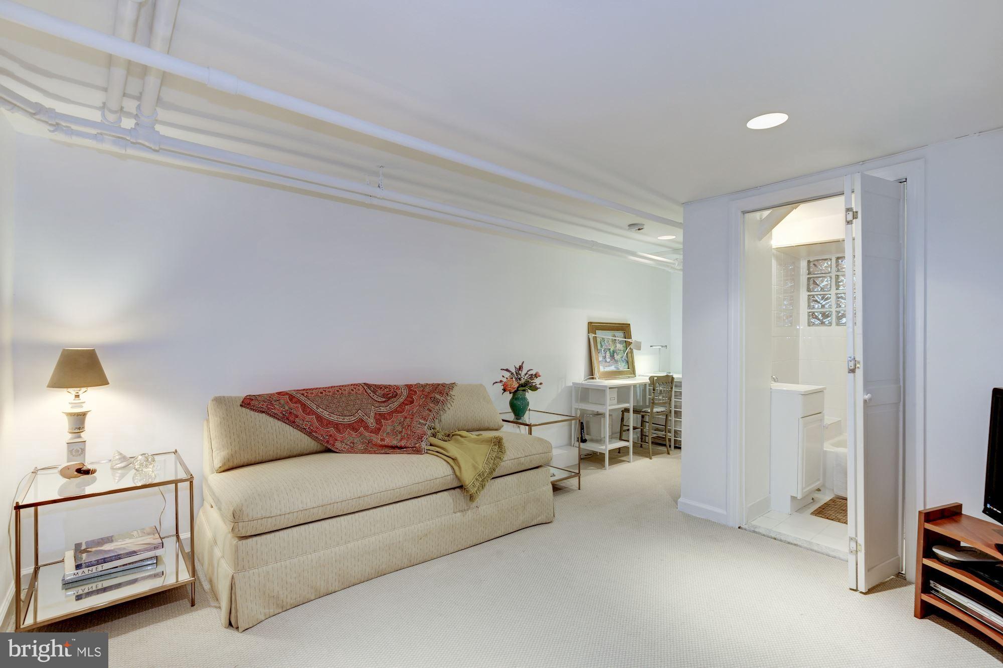 4420 Reservoir Road Northwest Washington, DC 20007 - Photo 24 of 37 Lower Level Bedroom 4/Family Room