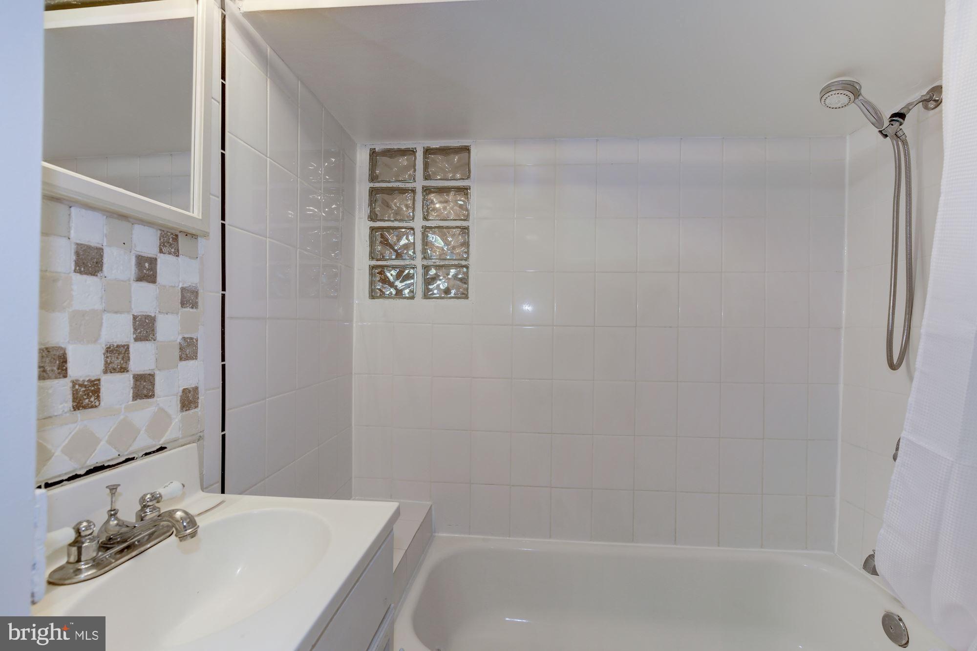 4420 Reservoir Road Northwest Washington, DC 20007 - Photo 26 of 37 Lower Level Bathroom