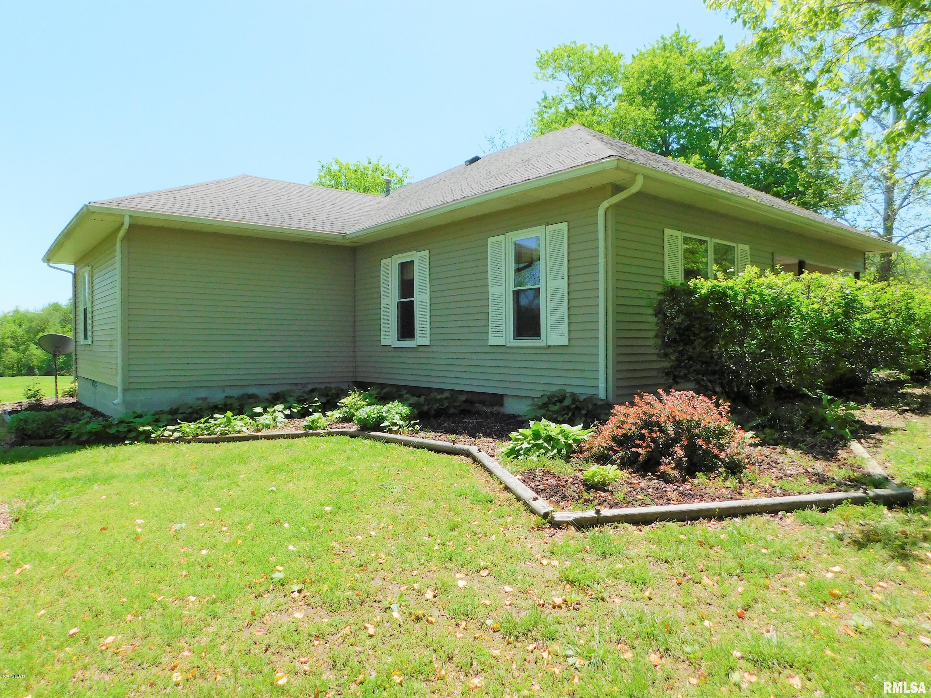 17876 Parrish Road West Frankfort, IL 62896 - Photo 5 of 24 Gallery Image 5