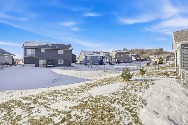 $425,000 | 3509 Cambridge Place, River Falls, WI 54022