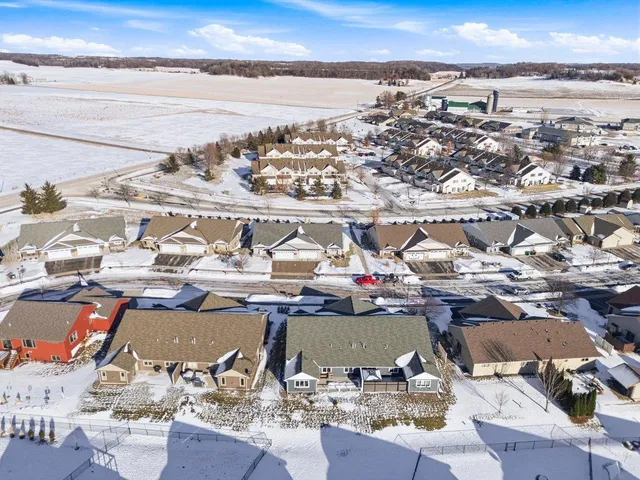 $425,000 | 3509 Cambridge Place, River Falls, WI 54022