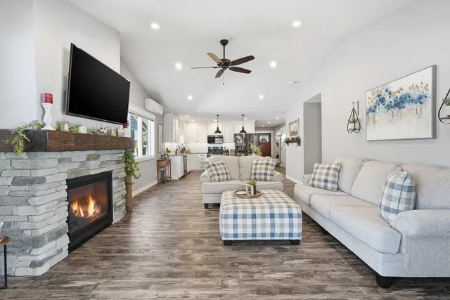 $425,000 | 3509 Cambridge Place, River Falls, WI 54022