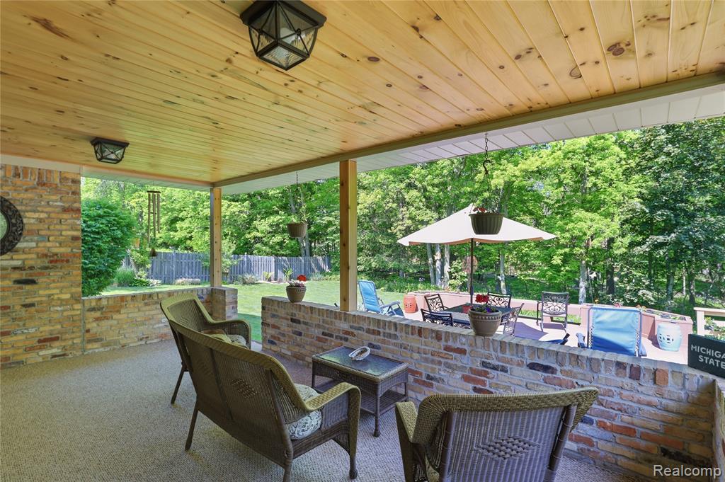 6211 Kings Scepter Road Grand Blanc, MI 48439 - Photo 46 of 82