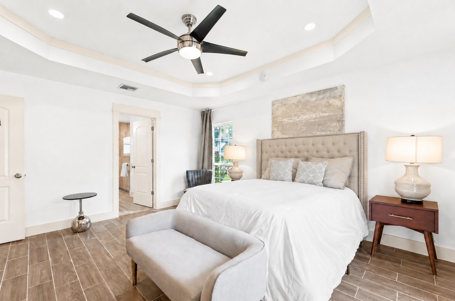 10611 Deerwood Road Houston, TX 77042 - Photo 17 of 35