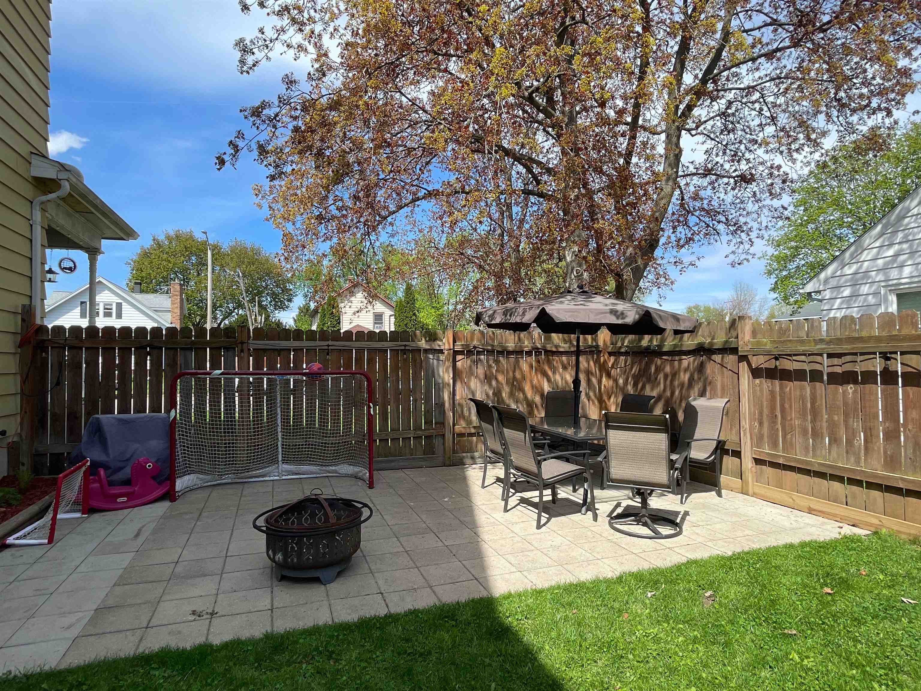 408 7th Street Baraboo, WI 53913 - Photo 28 of 32