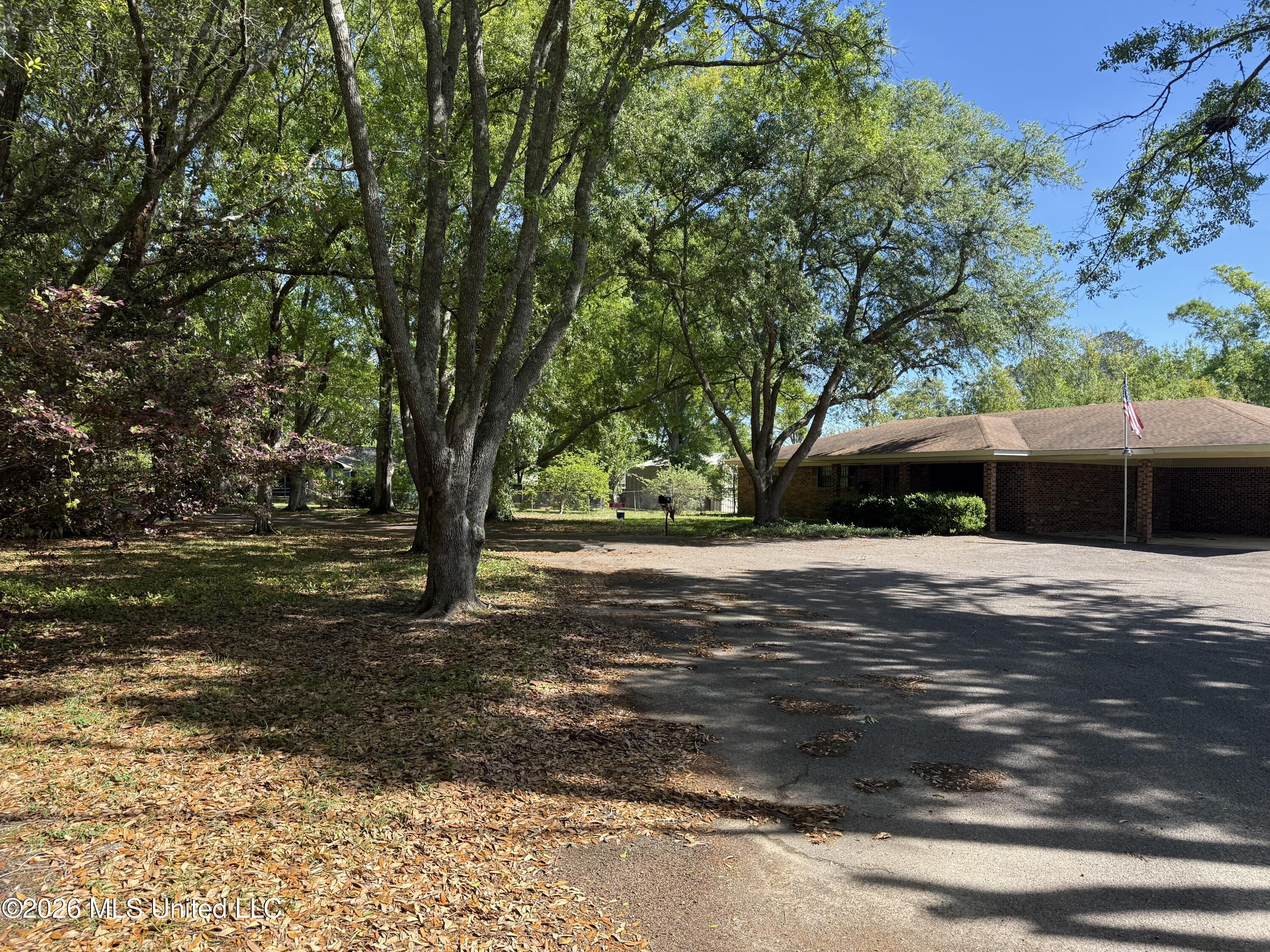 9504 Kimberly Circle Moss Point, MS 39562 - Photo 7 of 35 IMG_2852