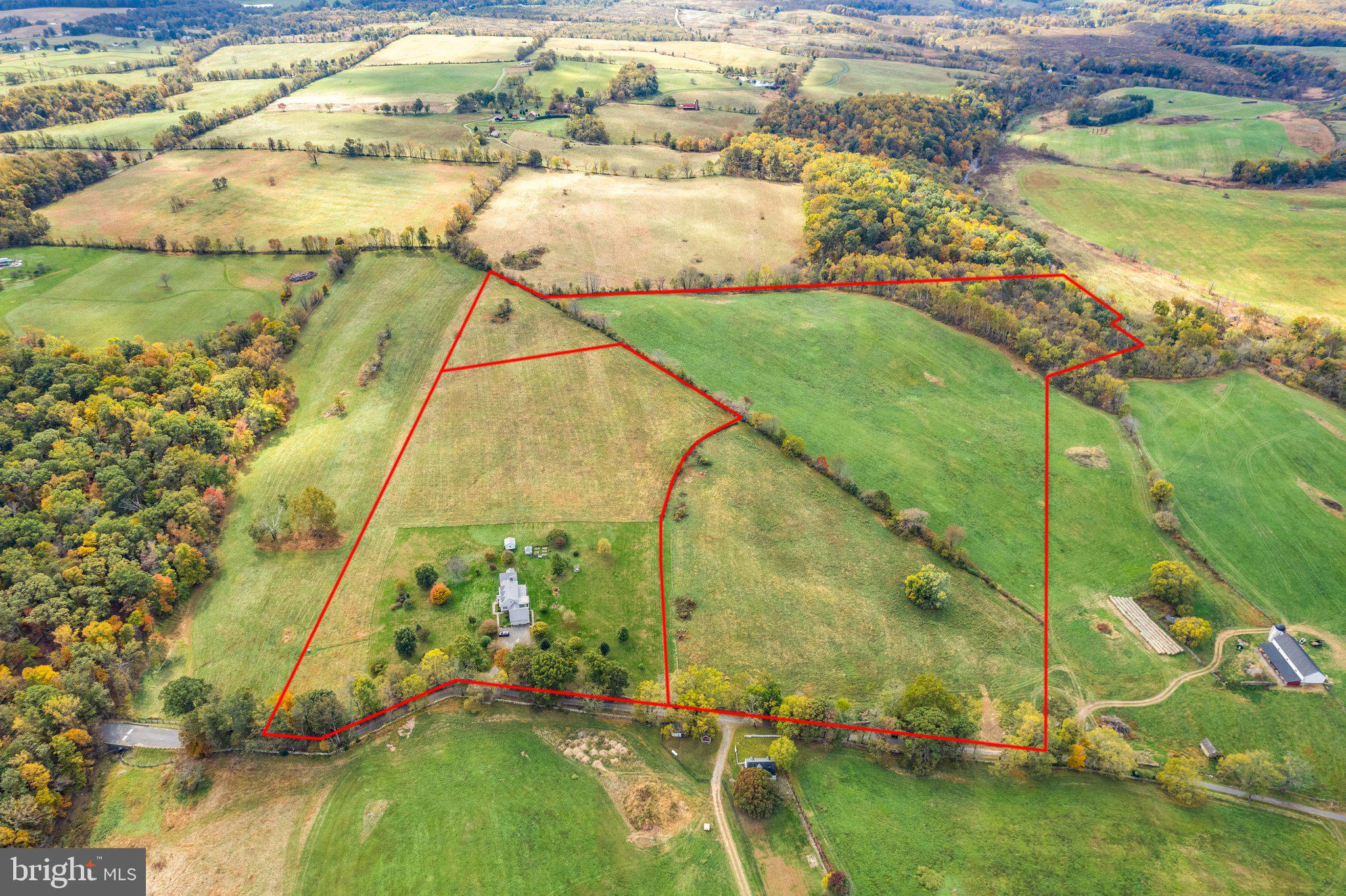 8263 Oak Spring Road Marshall, VA 20115 - Photo 2 of 12