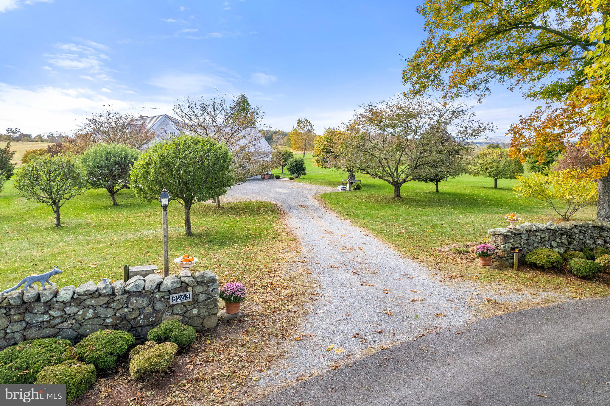 8263 Oak Spring Road Marshall, VA 20115 - Photo 9 of 12