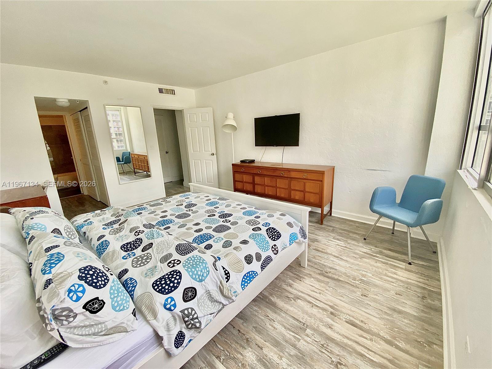 1500 Bay Road, Unit 862S Miami Beach, FL 33139 - Photo 18 of 30