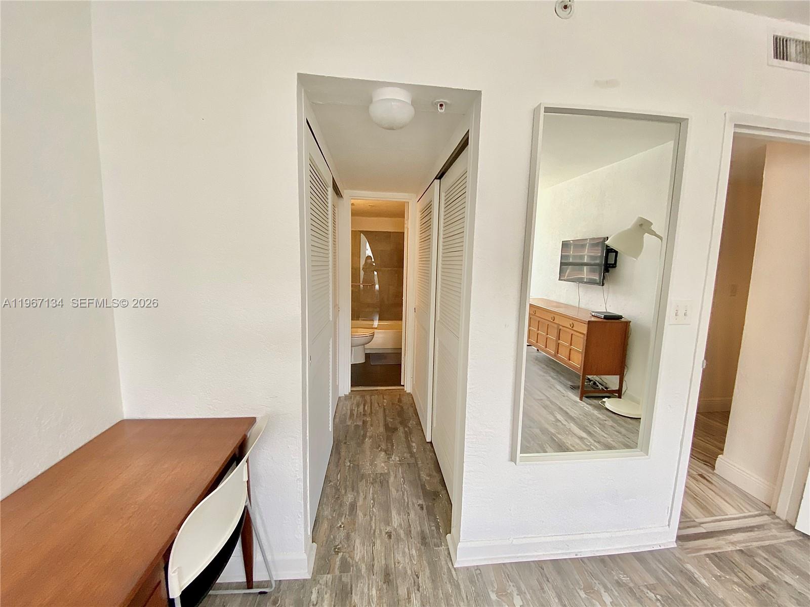 1500 Bay Road, Unit 862S Miami Beach, FL 33139 - Photo 21 of 30