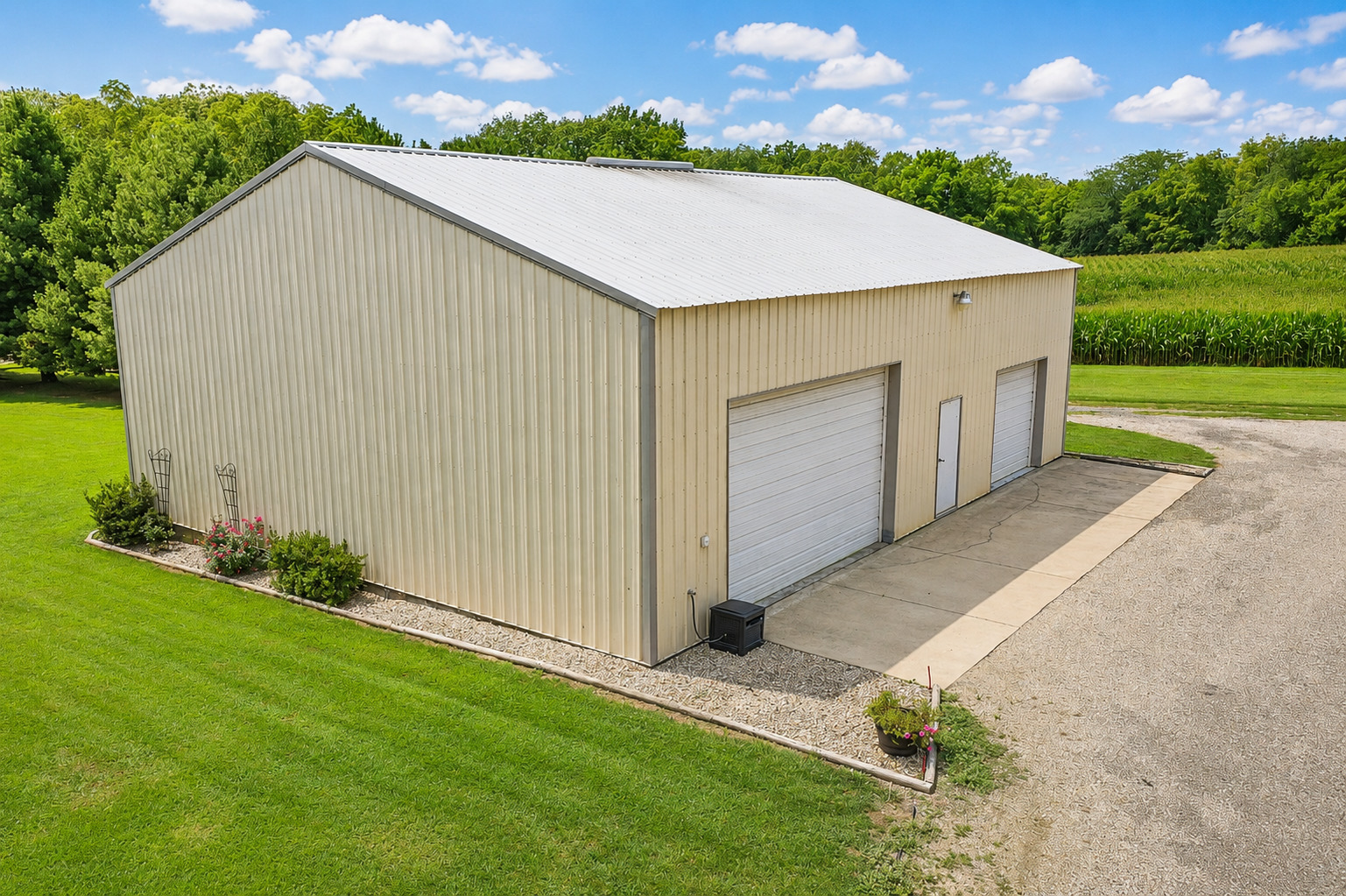 6559 Lake Road Hopedale, IL 61747 - Photo 4 of 72 Gallery Image 4